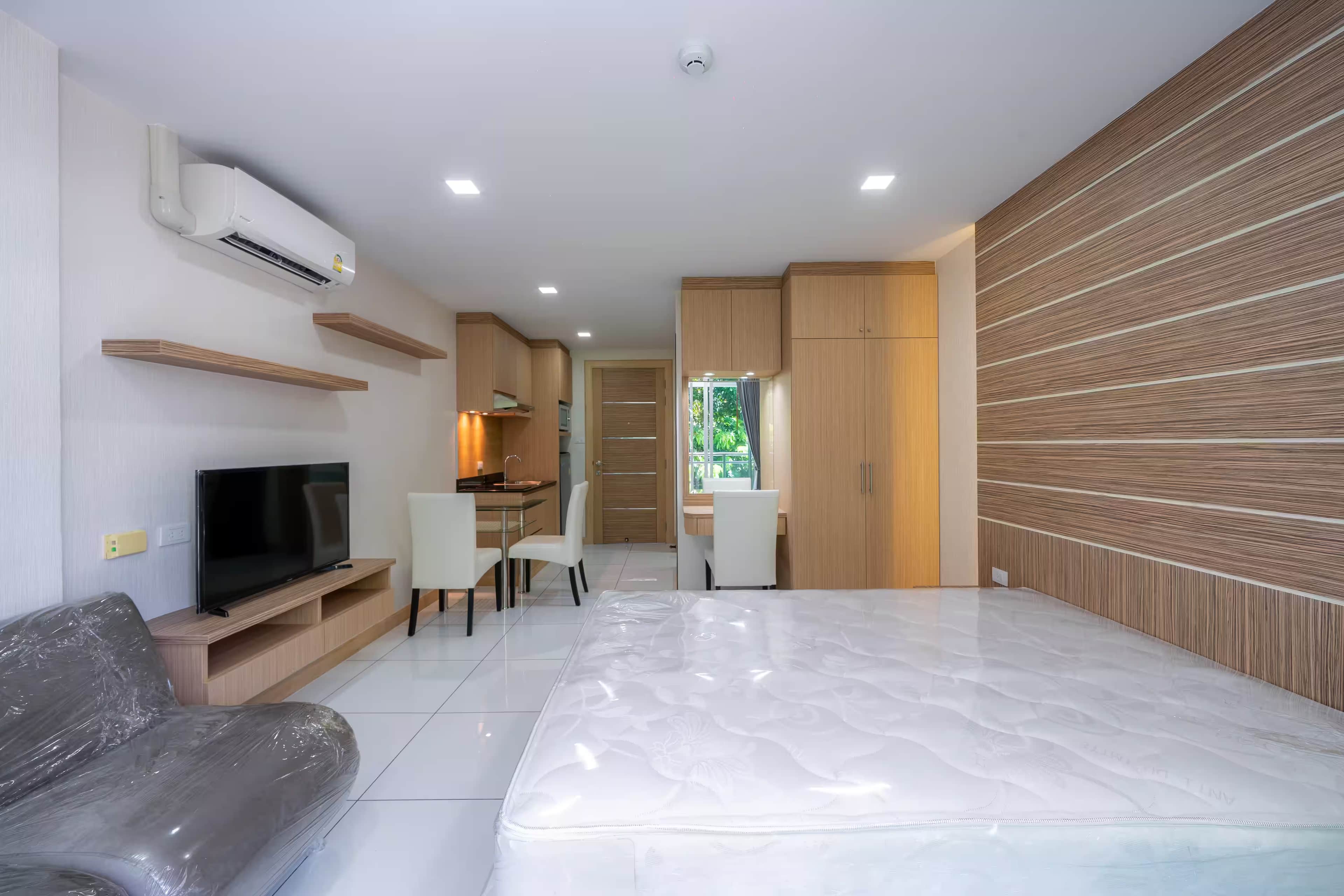 Whale Marina Condominium Студия 28.96 м2 16 фото