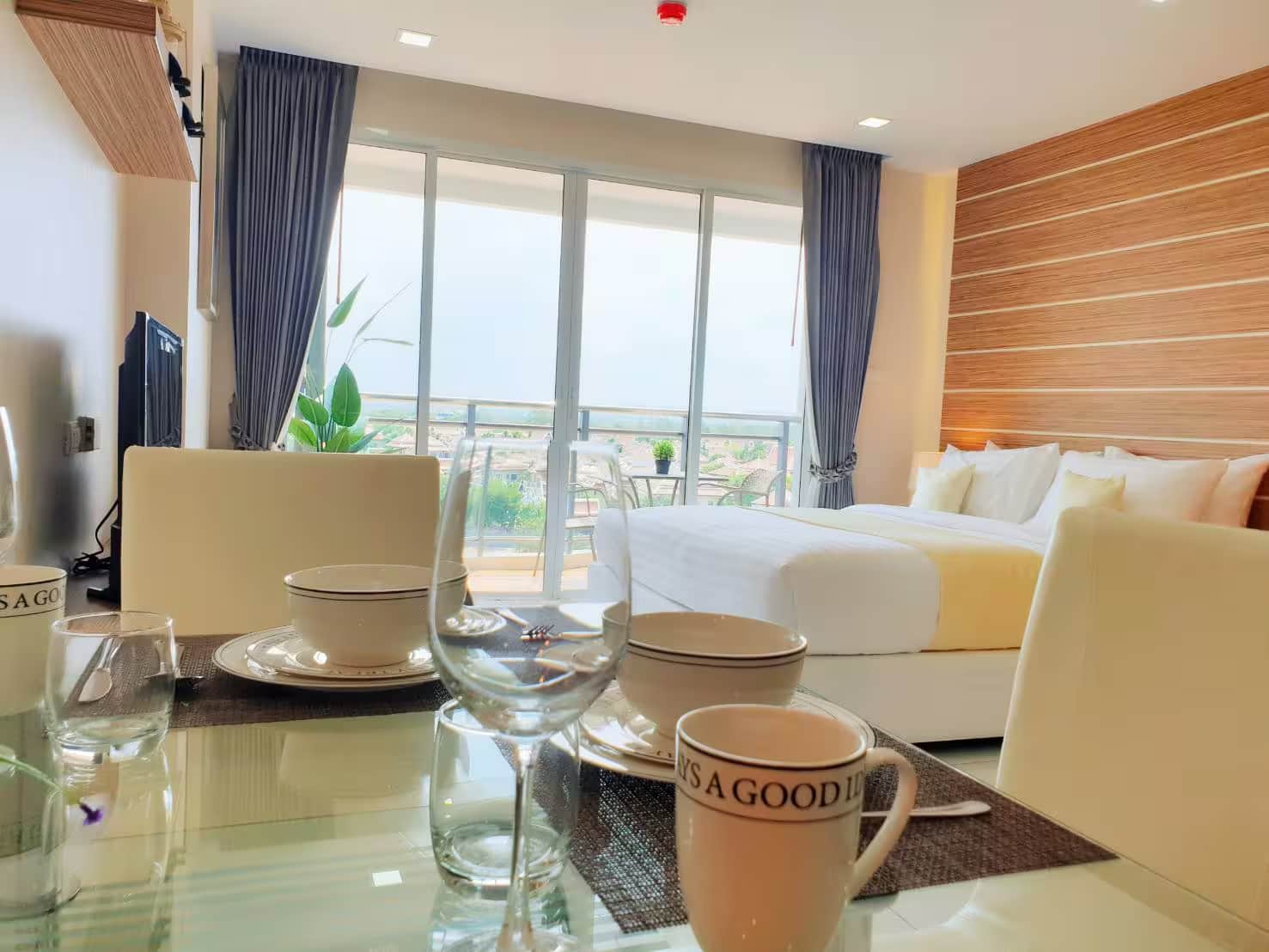 Whale Marina Condominium Студия 28.96 м2 10 фото