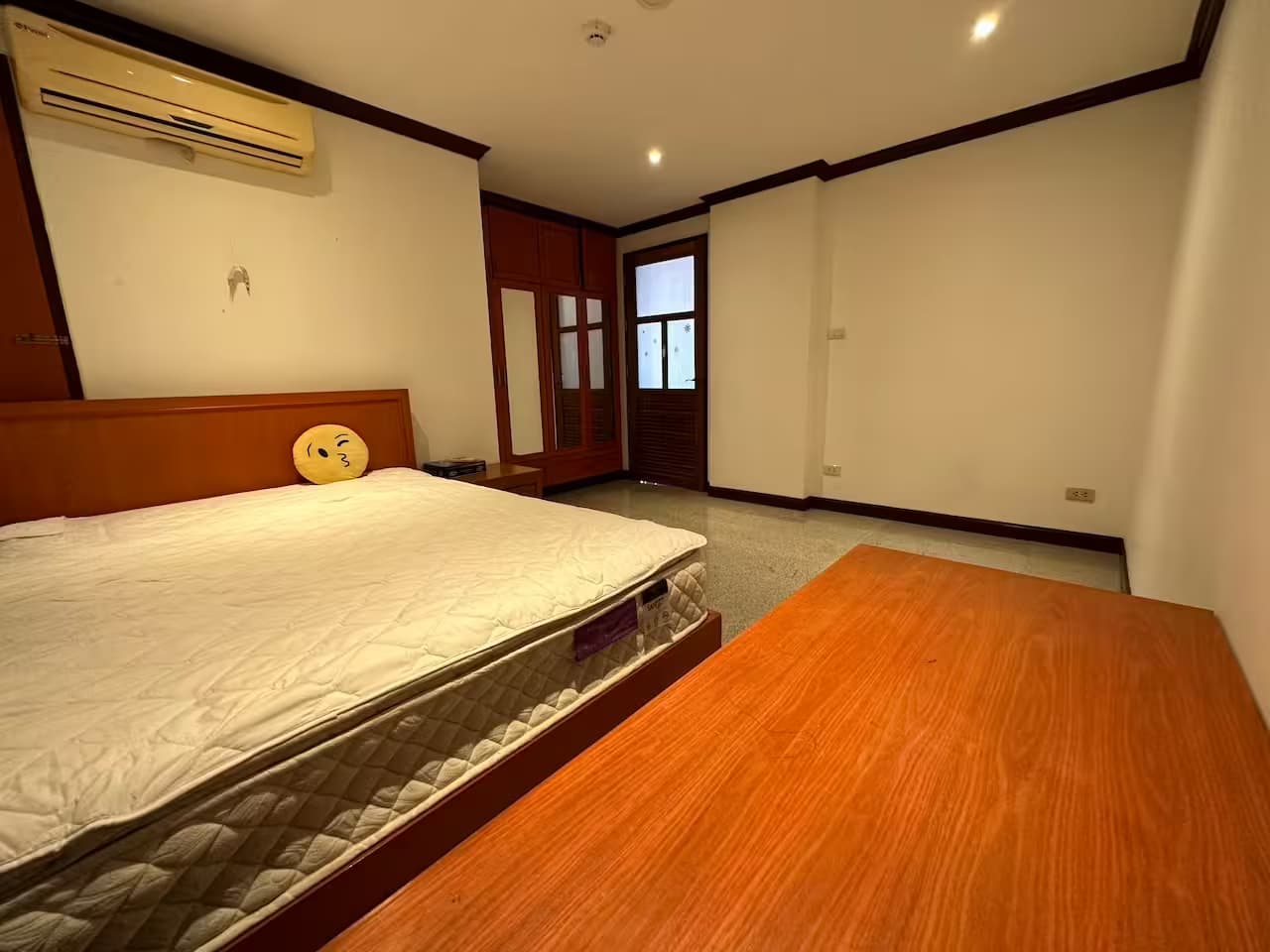 2 Bedrooms Royal Hill Resort 9