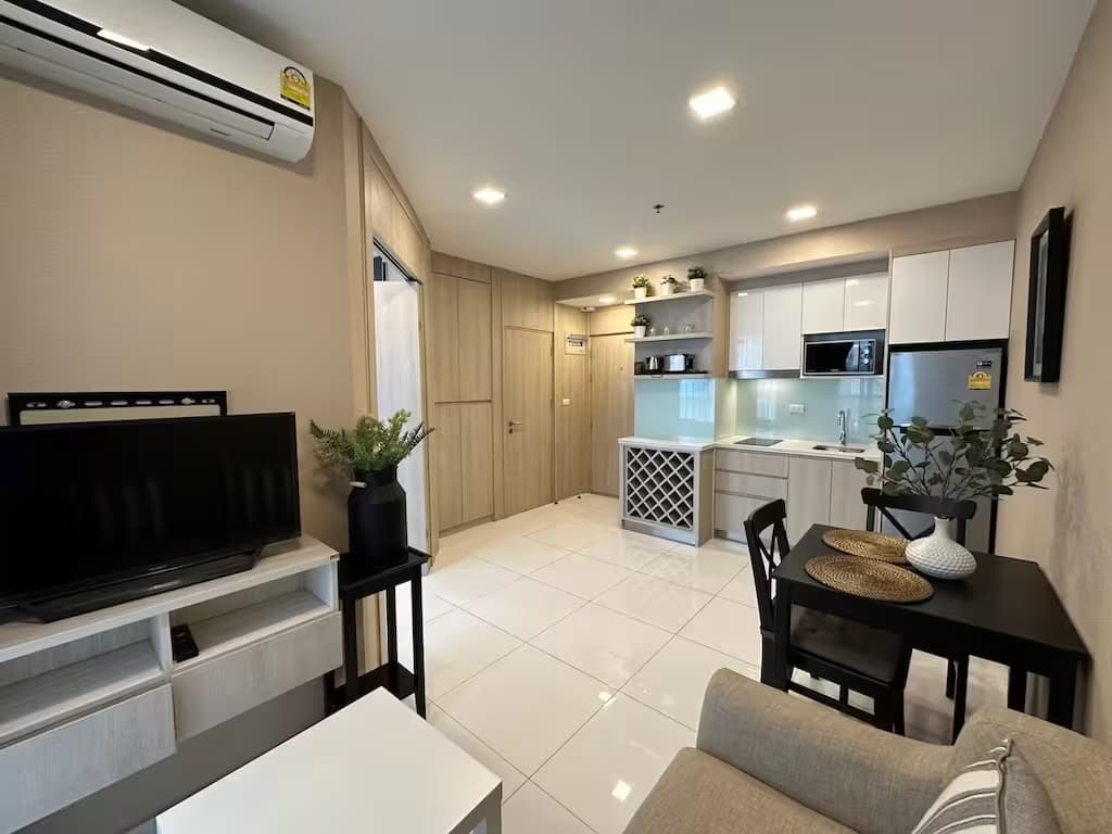 1 Bedroom The Cloud 3