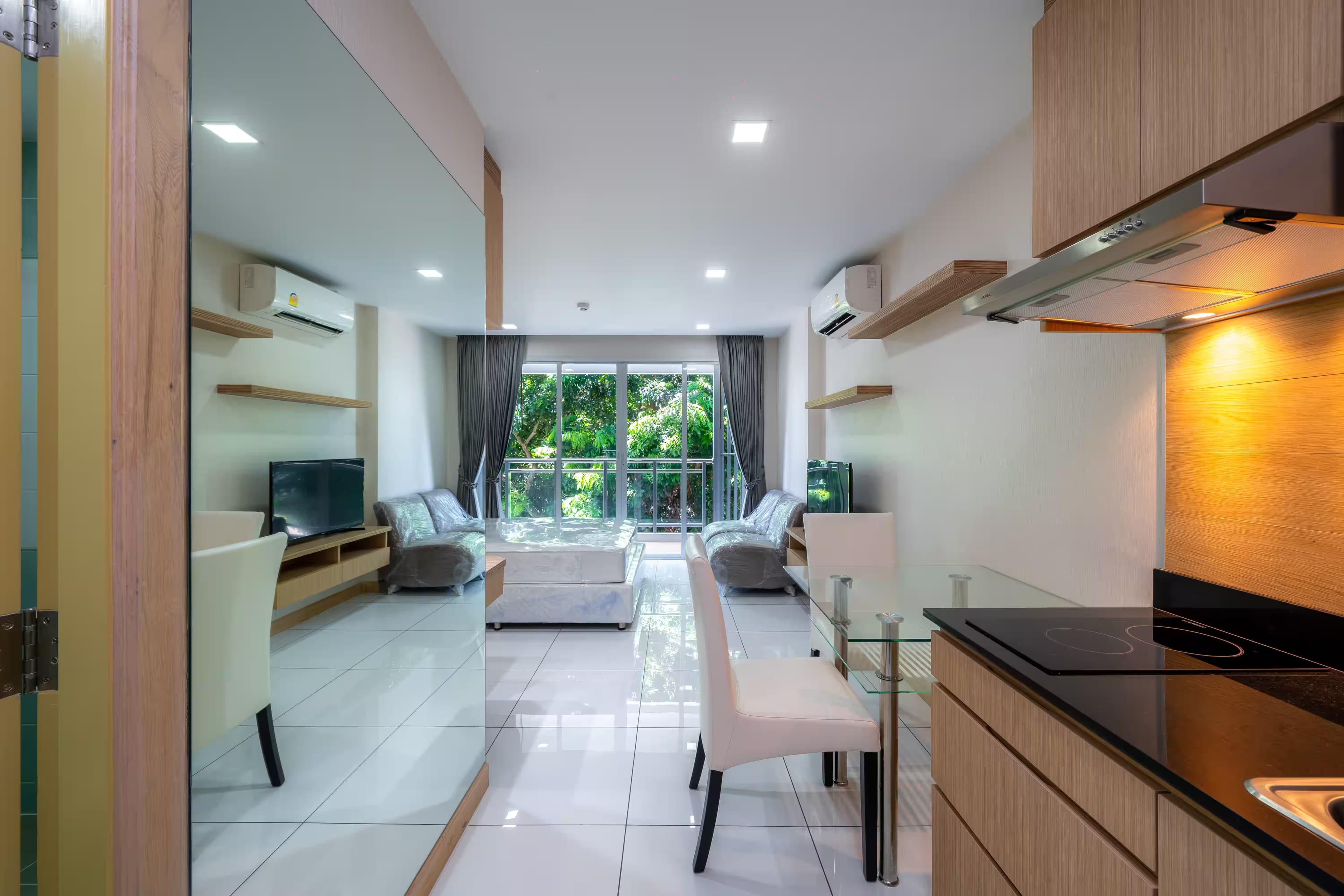 Студия Whale Marina Condominium 22