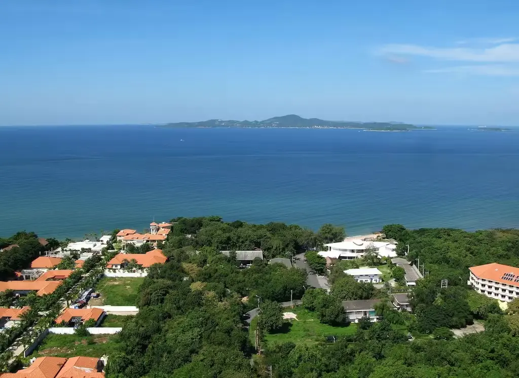 Area Attractions Pratumnak