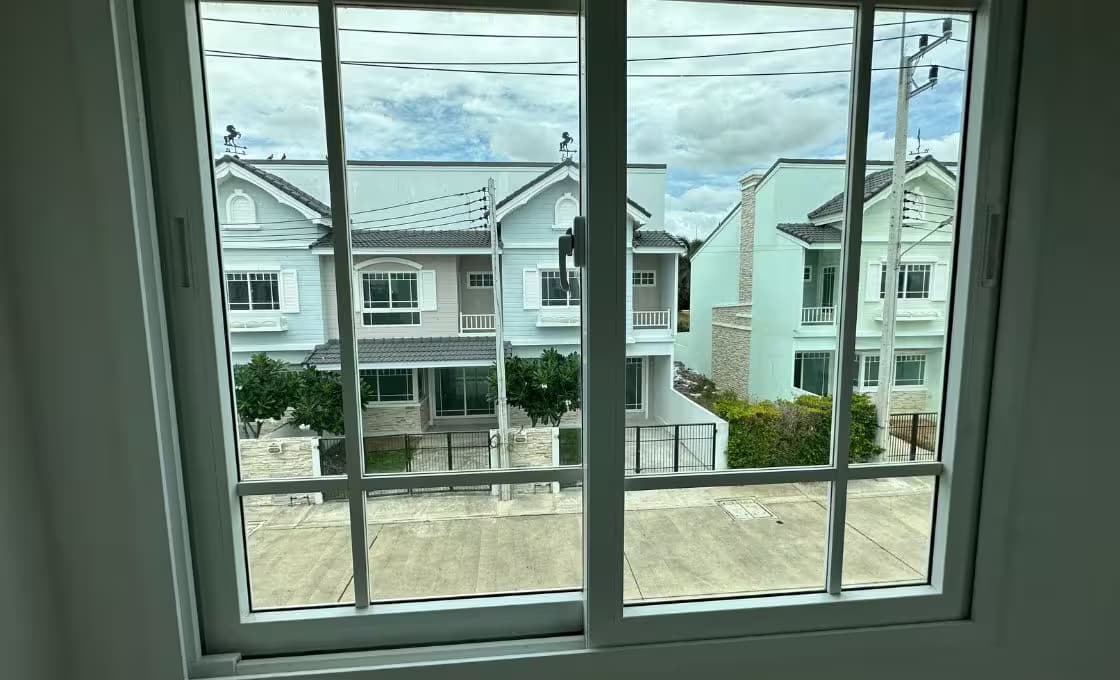 3-bedroom Bristol Park 17