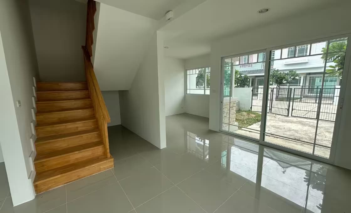 3-bedroom Bristol Park 5