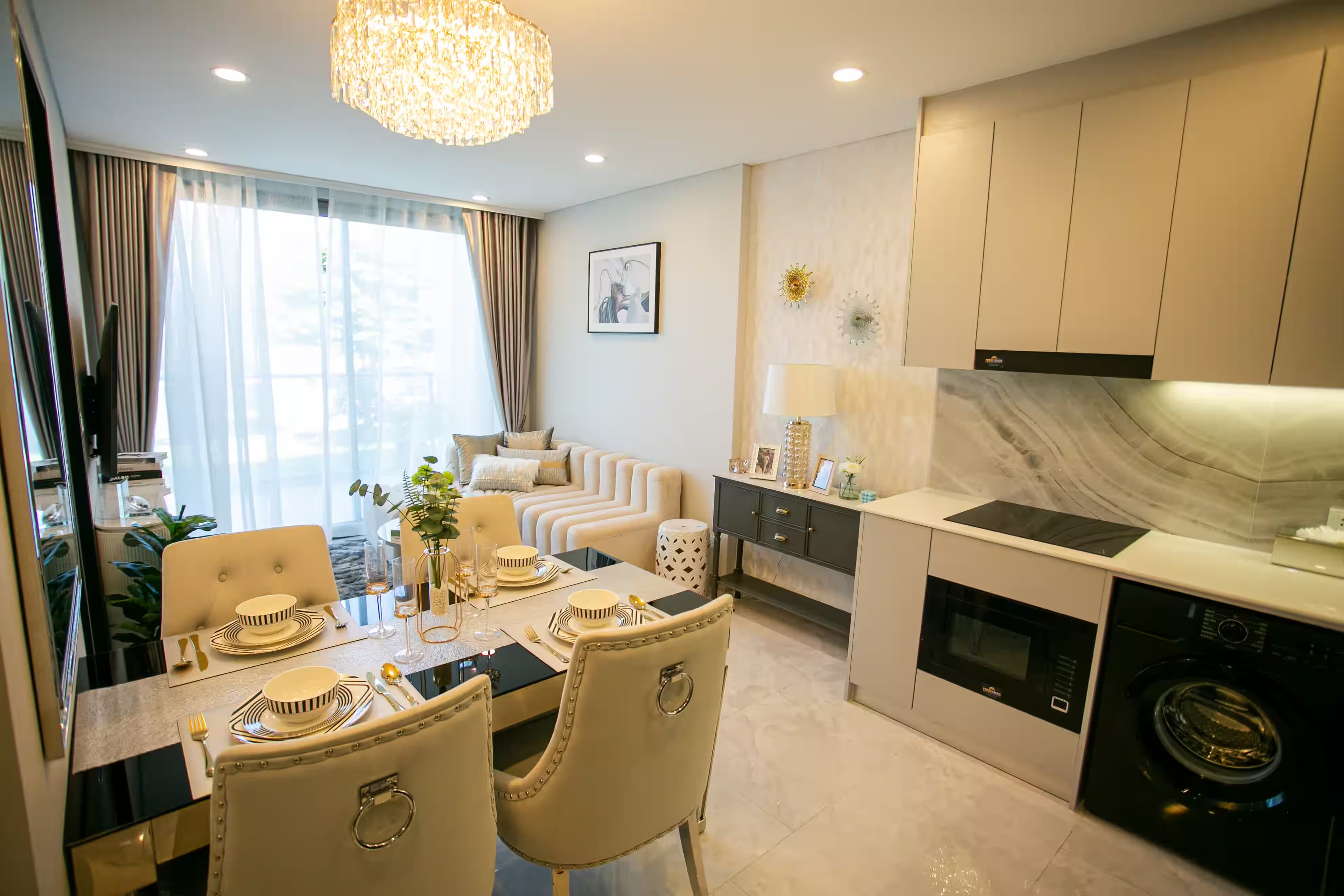 2 Bedrooms Copacabana Coral Reef 2