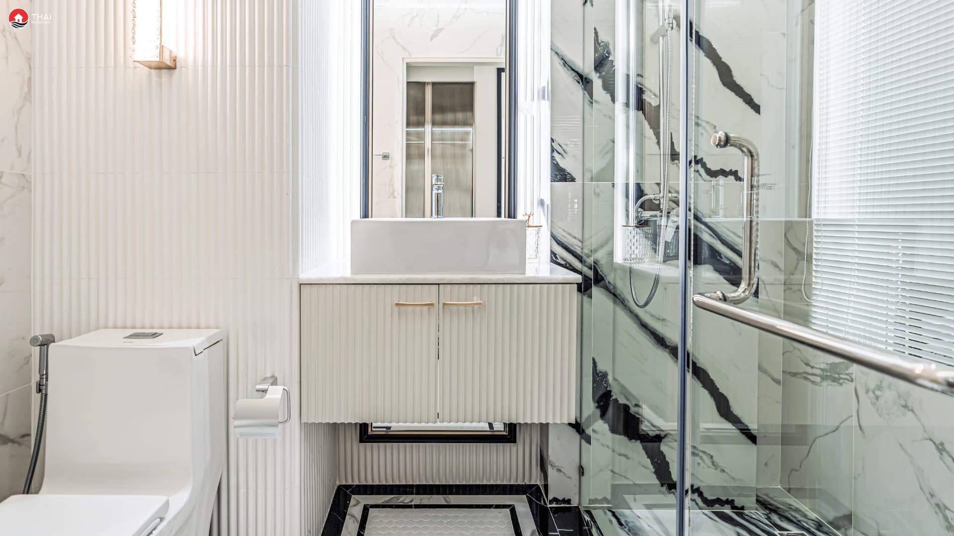 3 Bedrooms Embassy Life 2