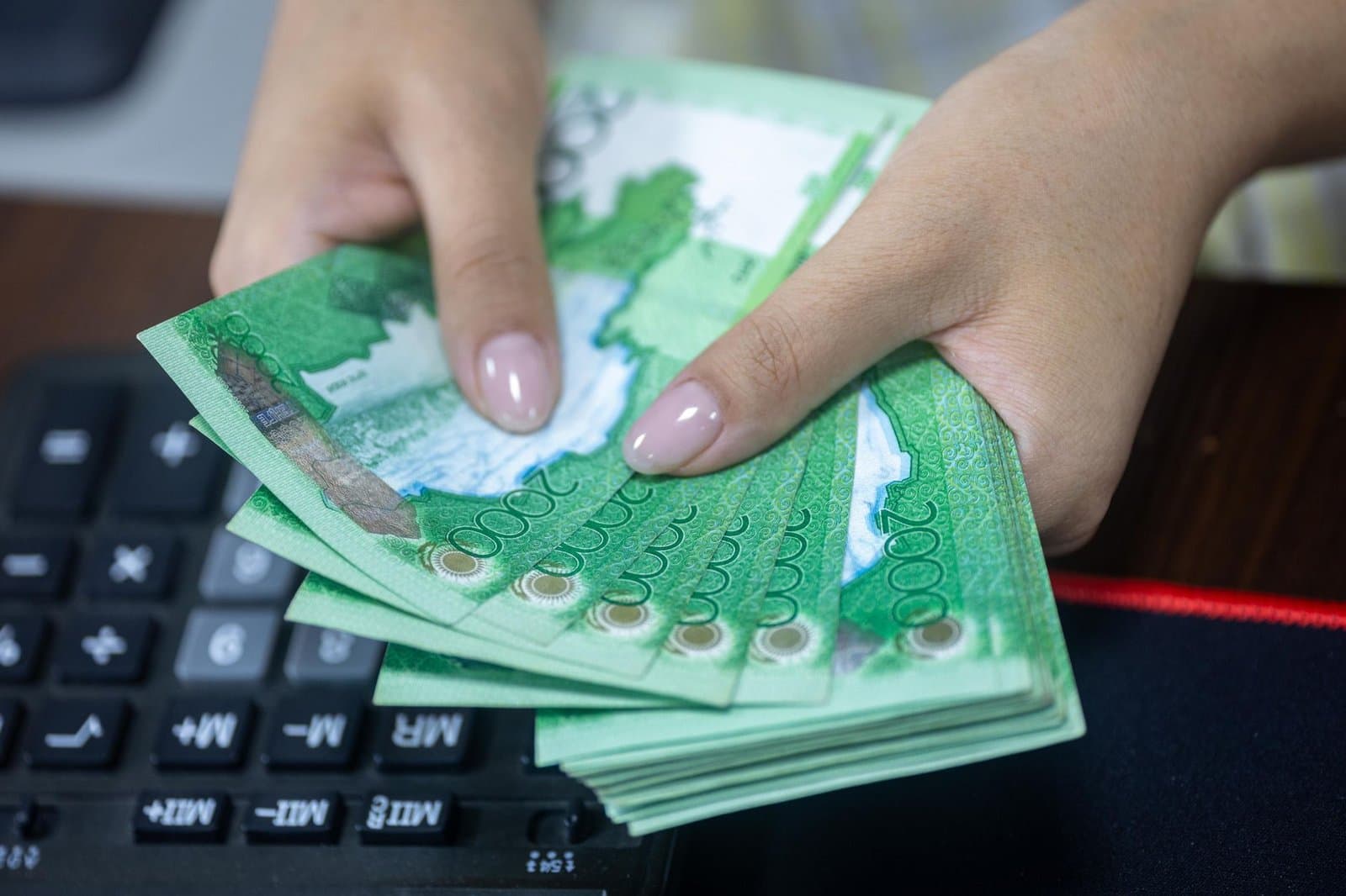 Курс бата и недвижимость Паттайи 2026: 33,40 за доллар