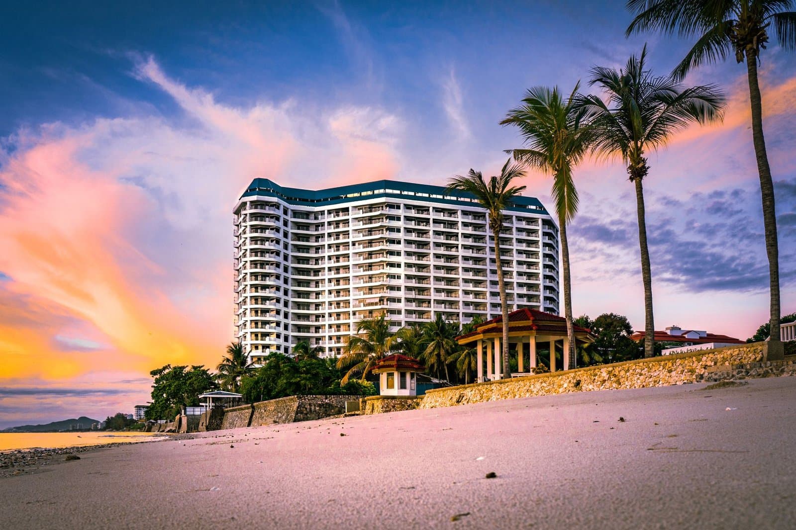 Why Russians Are Buying Property in Thailand: $1.2B Explained